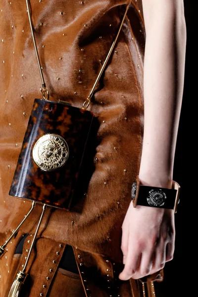 Look 47